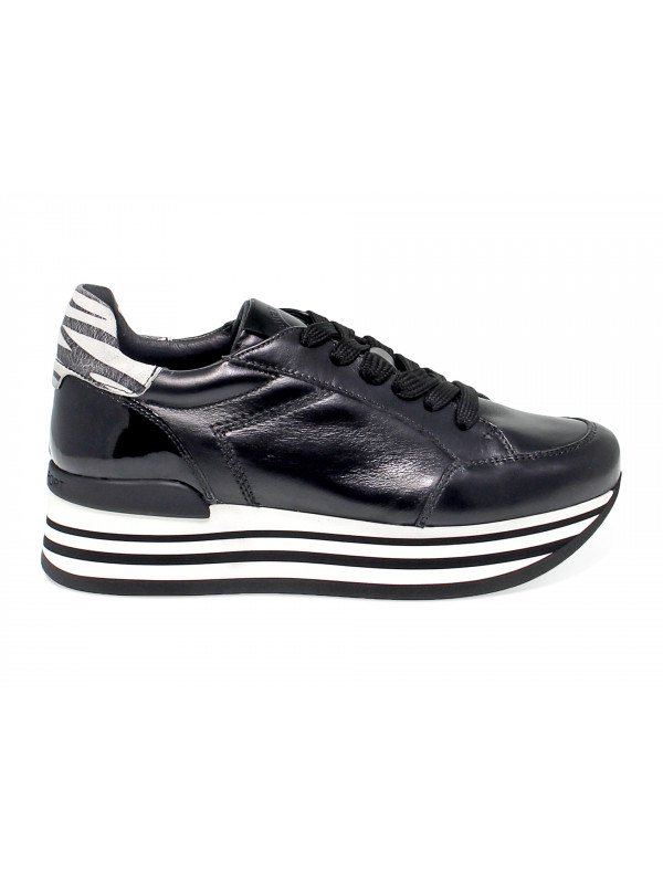 Sneakers Janet Sport in pelle e vernice nero e bianco