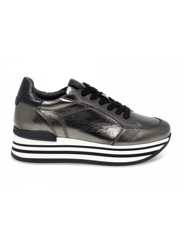 Sneakers Janet Sport in laminato e pelle canna di fucile e nero