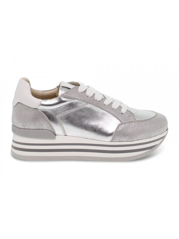 Sneakers Janet Sport in laminato e pelle argento e grigio