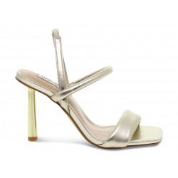 Sandalo con tacco Steve Madden EXQUISITE GOLD in laminato platino