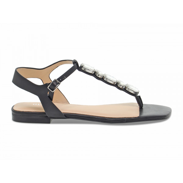 Sandalo basso Guess SANDALO FLAT in pelle nero e argento Donna Sandalo basso