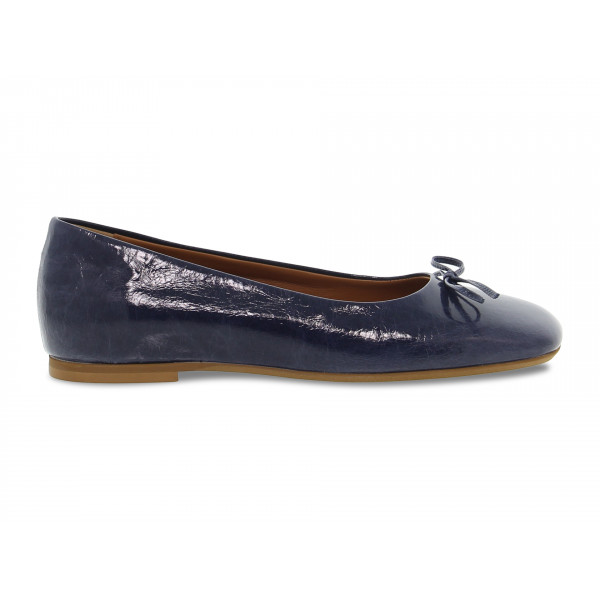 Scarpa bassa Poesie Veneziane GUCCI FLAT in vernice blu