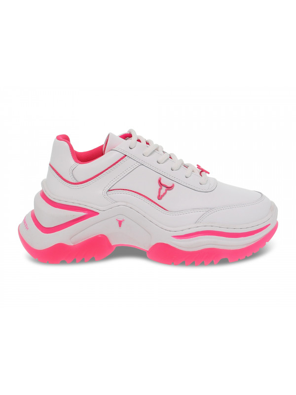 Sneakers Windsor Smith CHAOS BRAVE WHITE NEON PINK in pelle bianco e fuxia