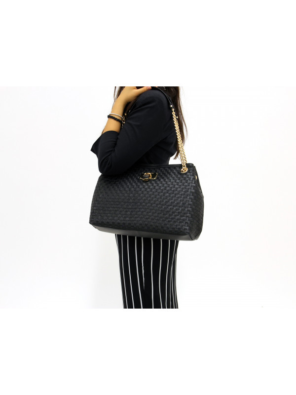 Guess lola bag store