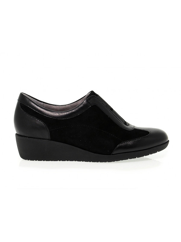 Flat shoe Clarks PETULA VIOLA