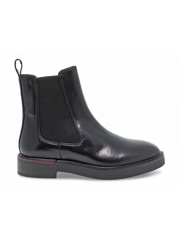 Ankle boot Emanuèlle Vee BEATLE STILE INGLESE in black leather