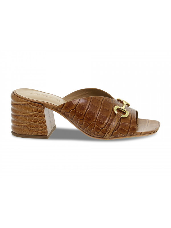 Flat sandals Emanuèlle Vee SABOT CON MORSETTO COCCO in leather printed