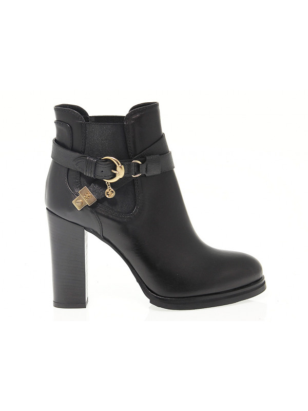 Ankle boot Fabi in leather