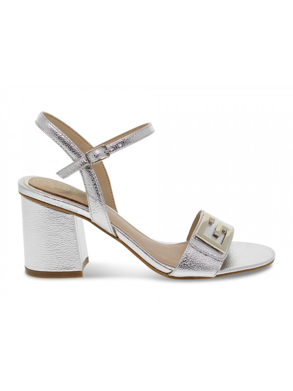 Heeled sandal Guess in silver laminate