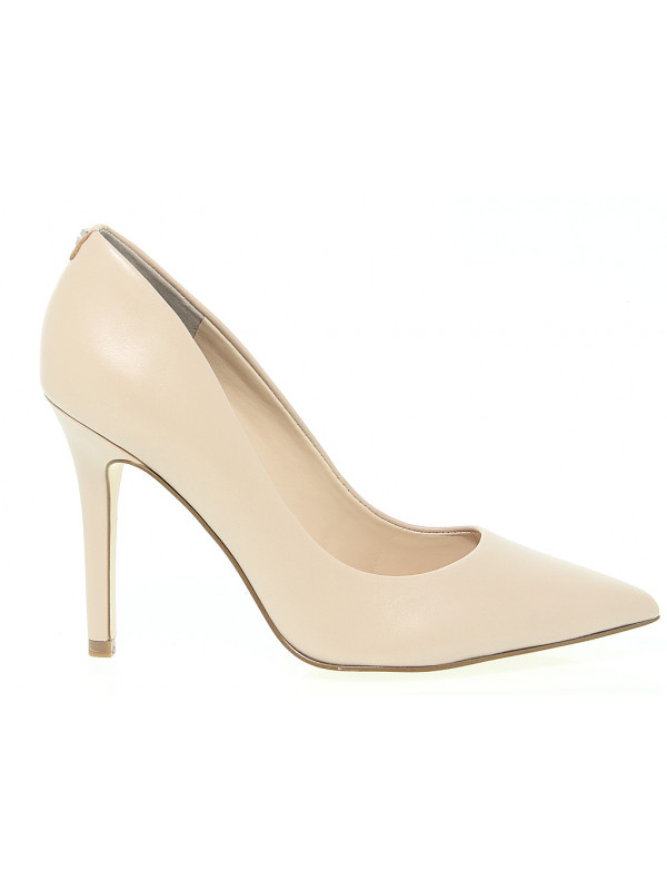 Guess store scarpe 2019