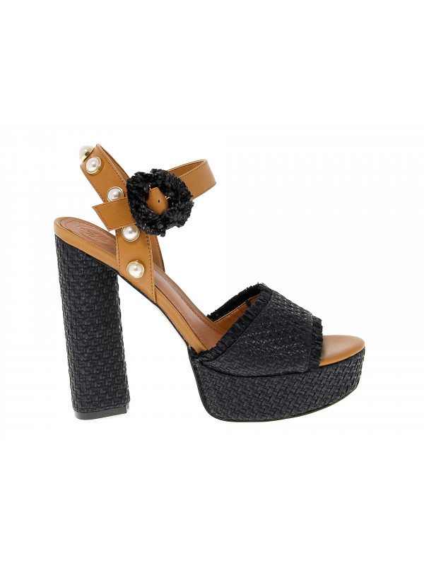 Heeled sandal Guess 