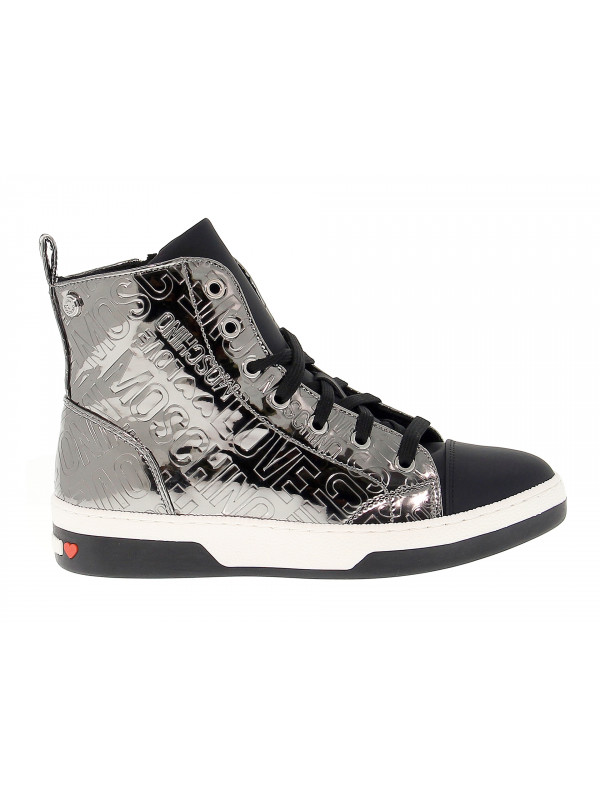 Moschino calzature store