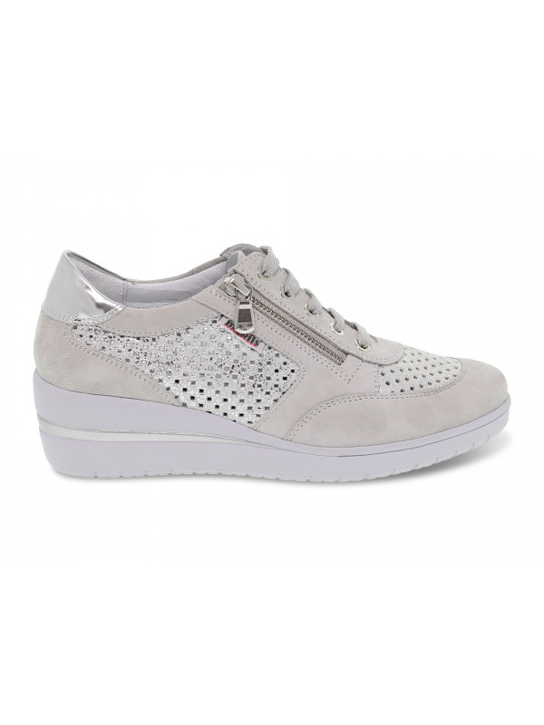 Flat Shoe Mephisto Precilia Perf Mobils Ergonomic In Light Grey Suede Leather Guidi Calzature New Spring Summer 2022 Collection Guidi Calzature