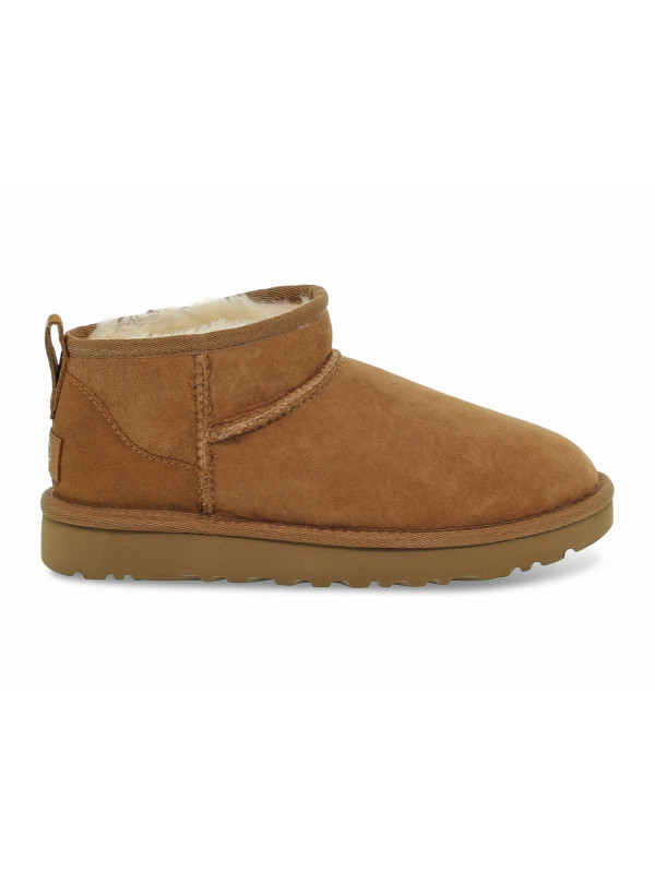 Ankle boot UGG Australia CLASSIC ULTRA MINI CHESTNUT in beige suede leather