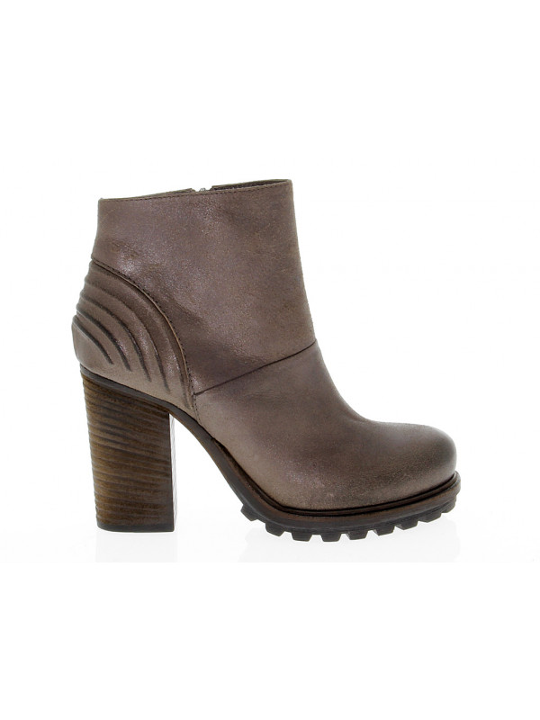 Ankle boot Vic in leather