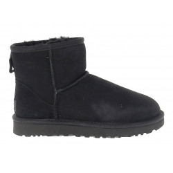 Ankle boot UGG Australia MINI CLASSIC II BLACK in black suede leather