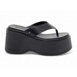 Wedge Windsor Smith AVENUE BLACK LEATHER in black leather