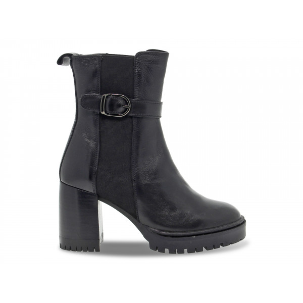 Low boot Emanuèlle Vee BEATLES VERBANA CON FIBBIE in black leather