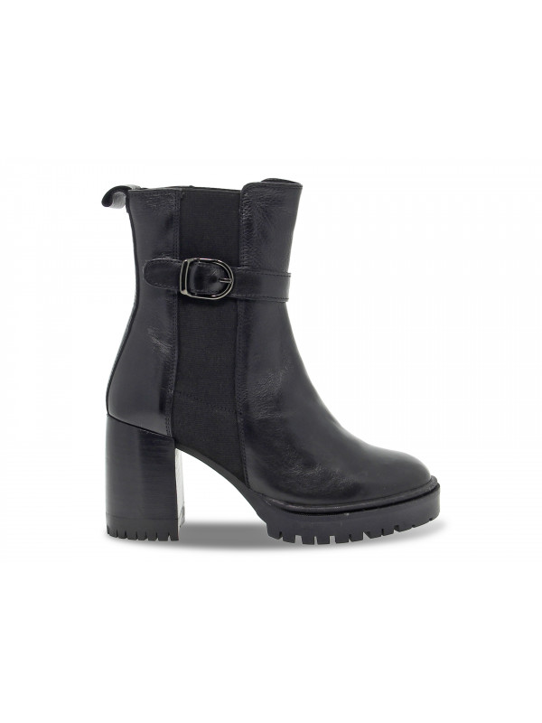 Low boot Emanuèlle Vee BEATLES VERBANA CON FIBBIE in black leather