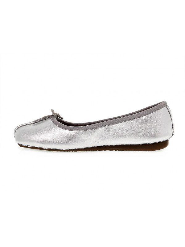 Clarks silver best sale flats