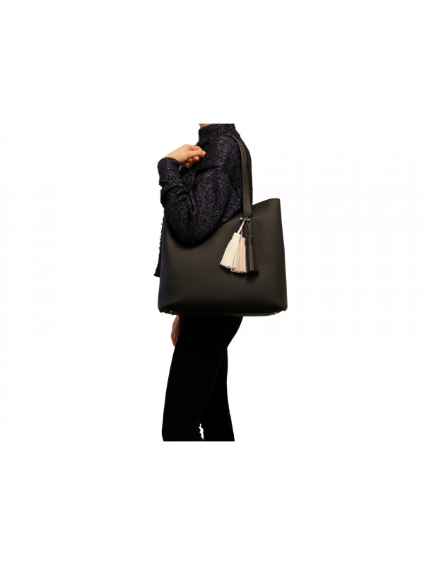 Guess trudy tote deals