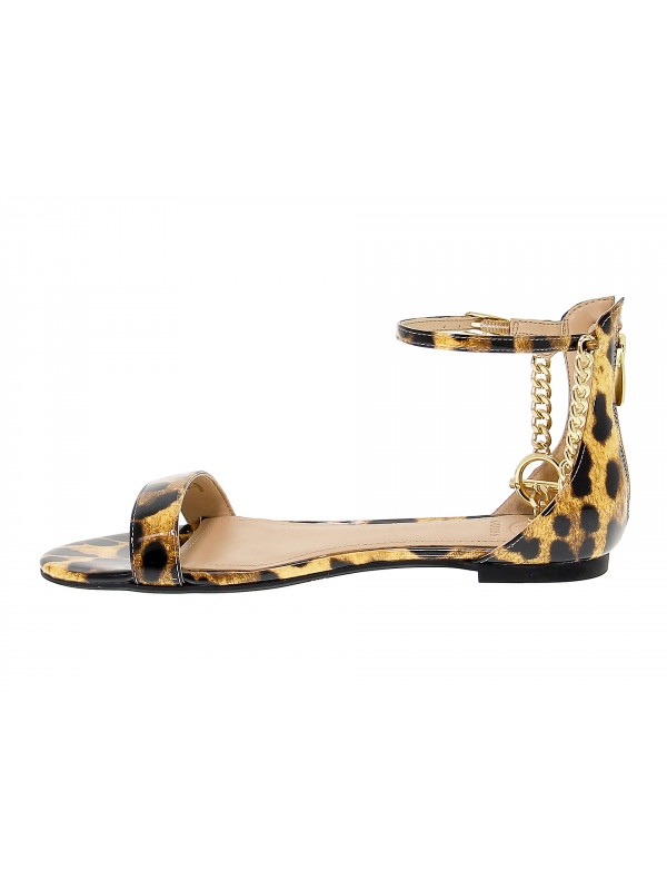 Guess sandals 2018 hotsell