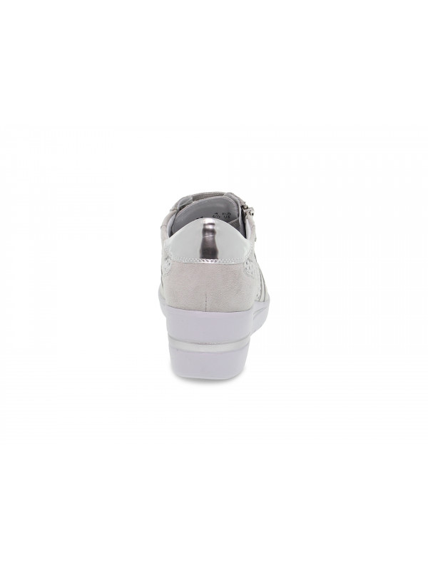 Flat Shoe Mephisto Precilia Perf Mobils Ergonomic In Light Grey Suede Leather Guidi Calzature New Spring Summer 2022 Collection Guidi Calzature