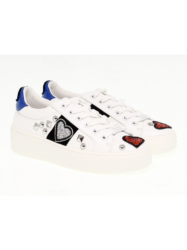Steve madden heart sneakers top