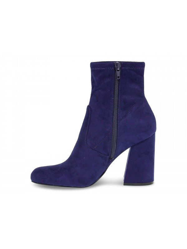 Expert bootie steve madden hot sale