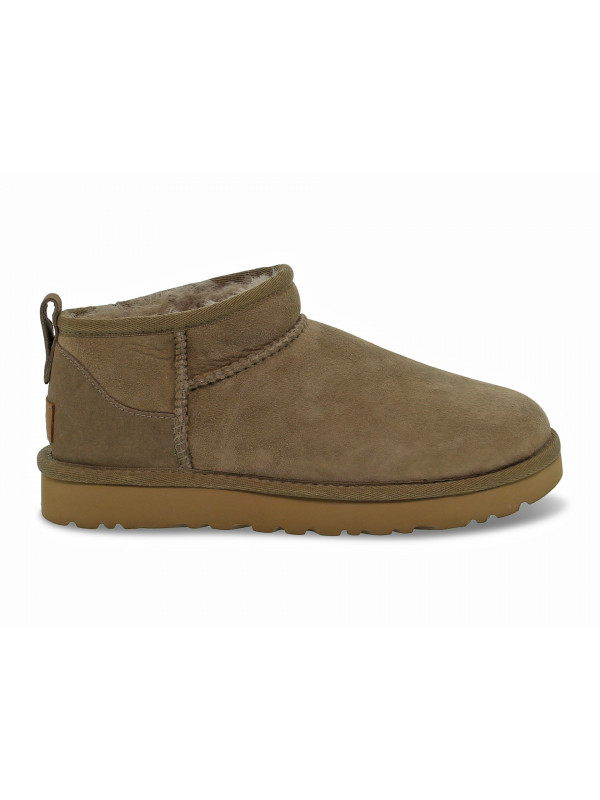 Botin tobillero UGG Australia CLASSIC ULTRA MINI ANTILOPE de gamuza tórtola