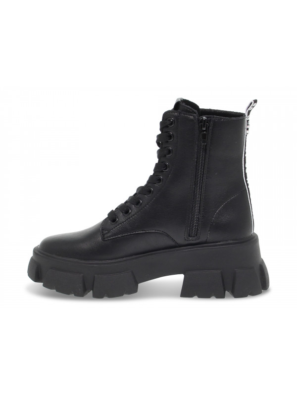Bota baja Steve Madden PRADA TANKER BLACK LEATHER de piel negro - Guidi  Calzature - Nueva Colección Primavera y Verano 2022 - Guidi Calzature